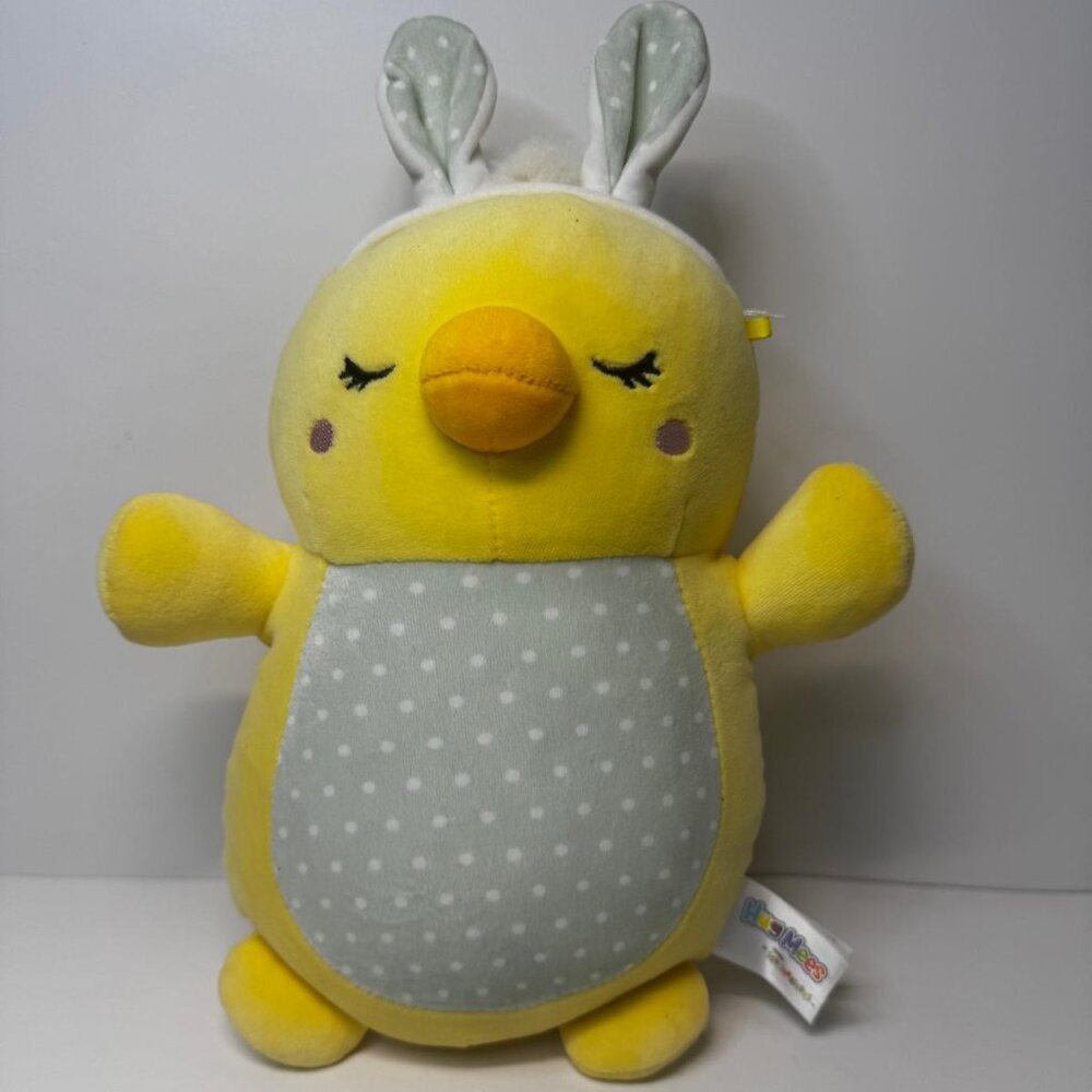 Squishmallows Aimee The Yellow Chick Hugmee Plush Toy - Picture 5 of 5